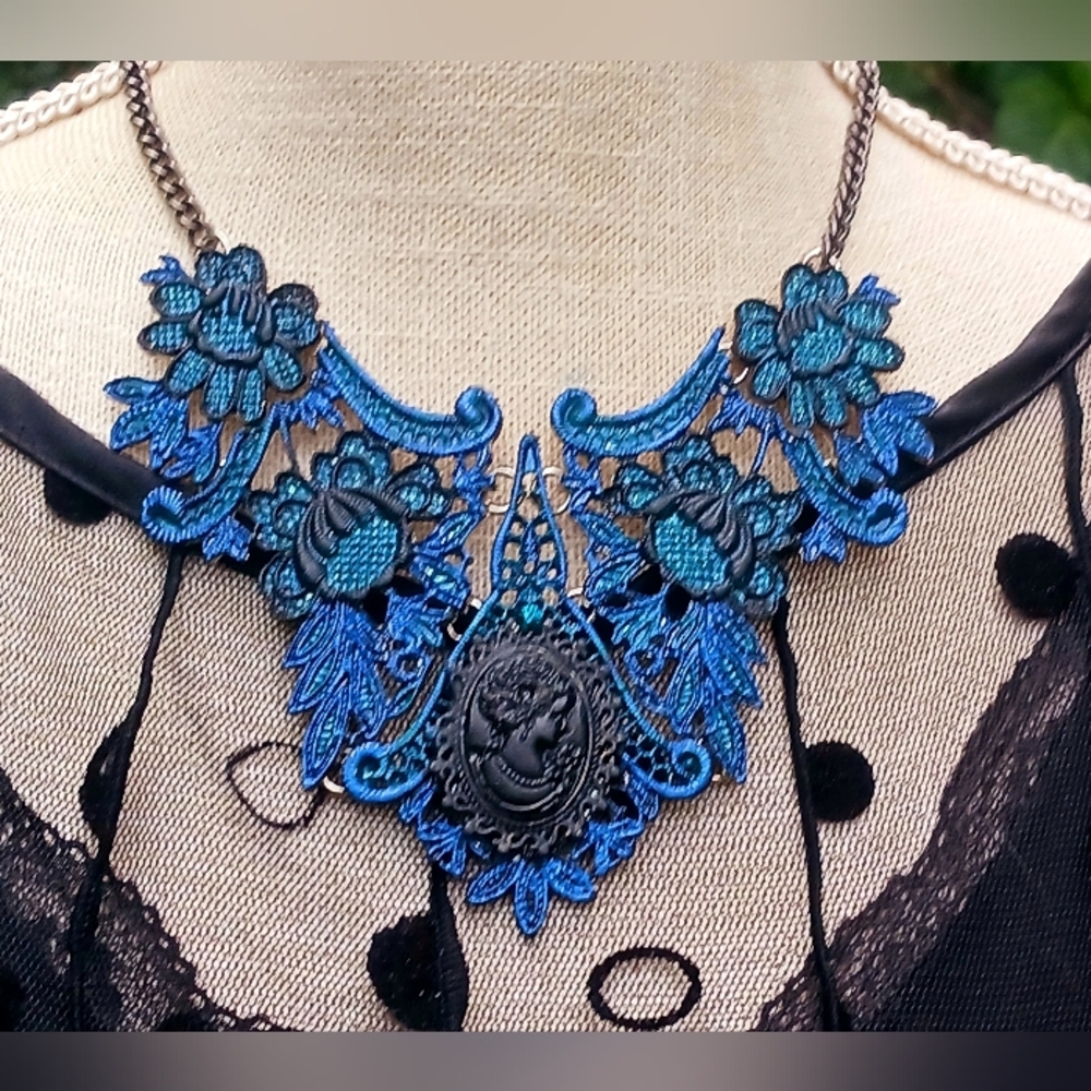 Very Unique OOAK Moment Mori Cameo on Lace Bib Style Necklace